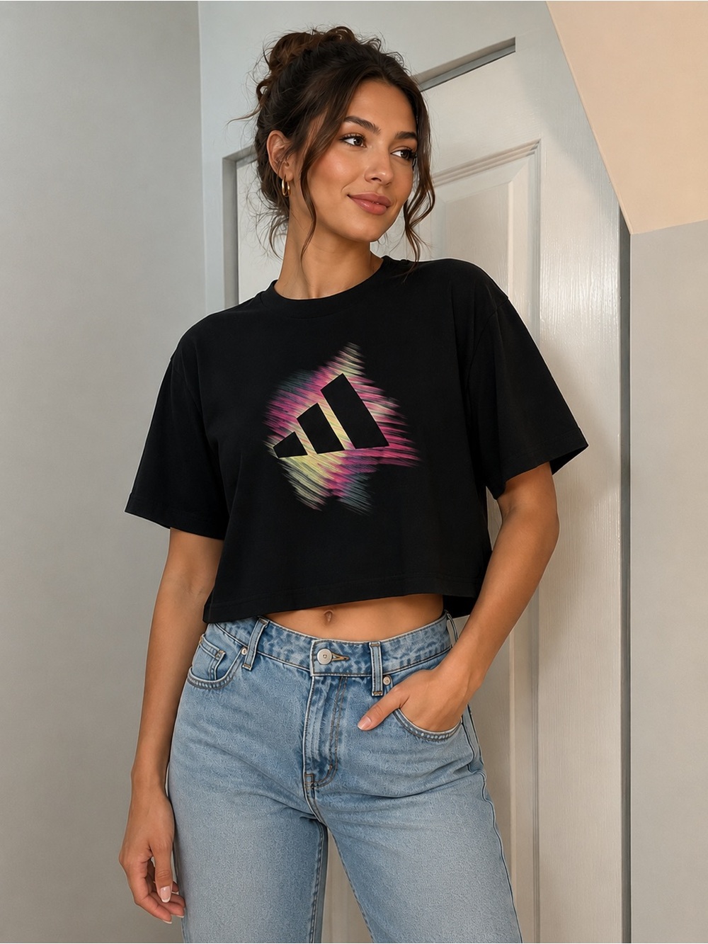 Adidas Cropped Tee Womens Medium Black Logo Graphic Boxy Athletic Top